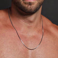 MINIMAL CHAIN NECKLACE