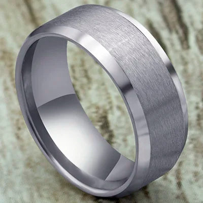 TITANIUM BAND RING