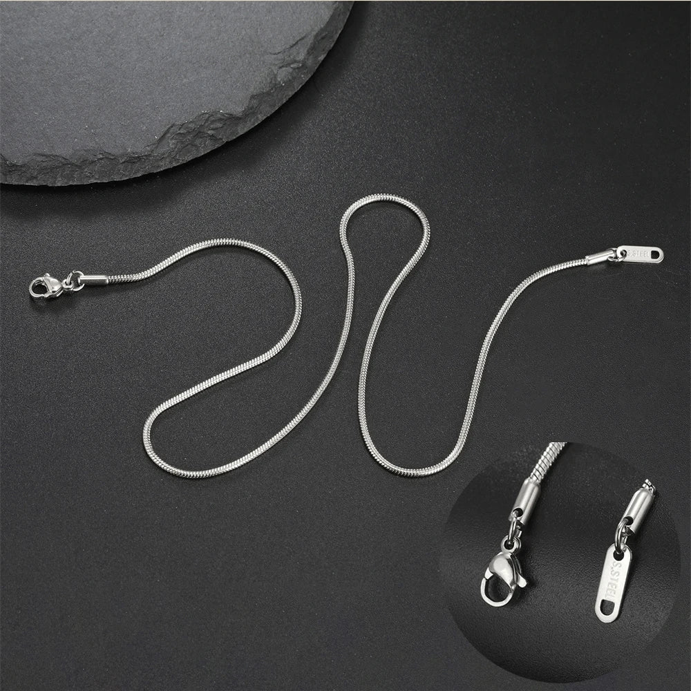 SNAKE CHAIN NECKLACE