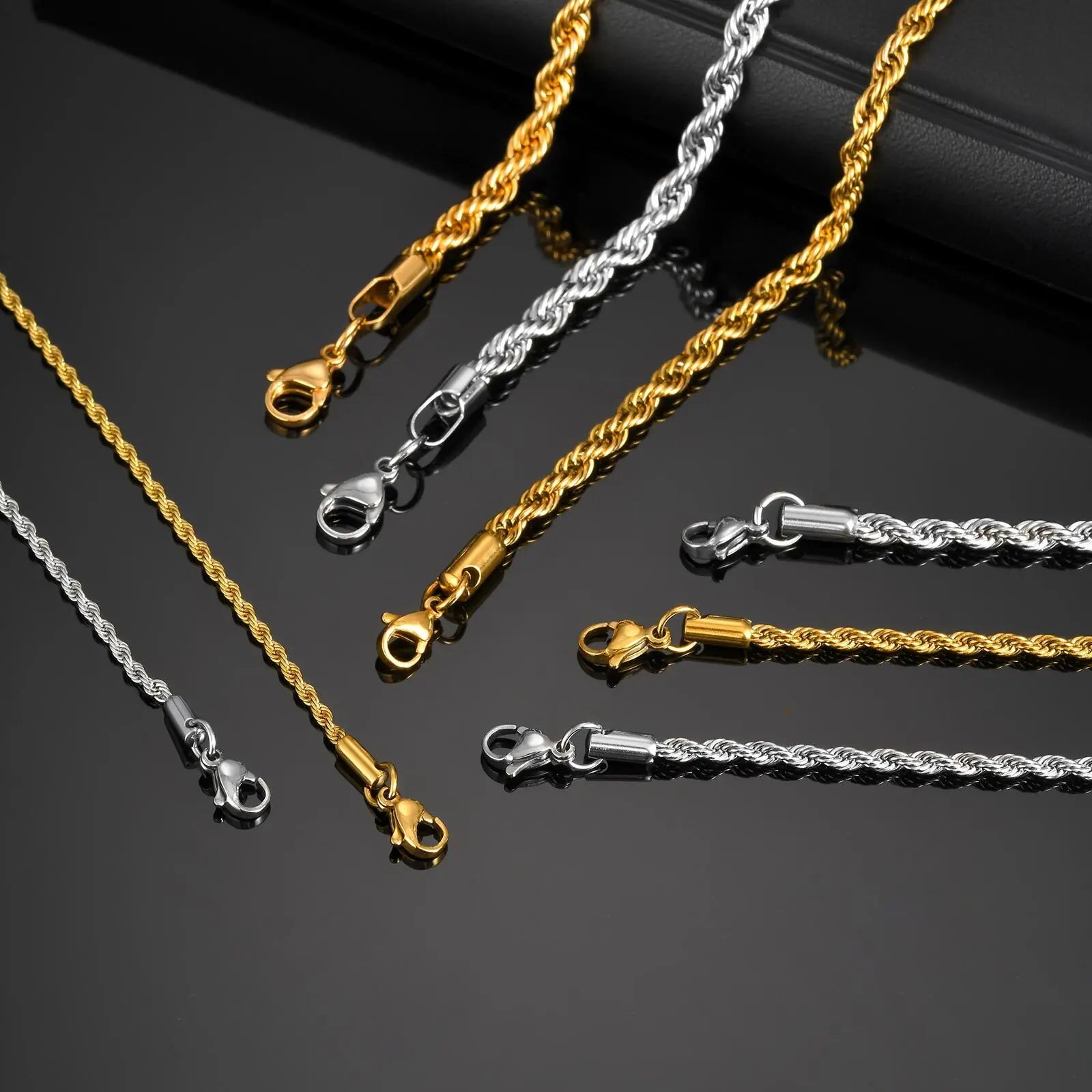 TWIST ROPE BRACELET