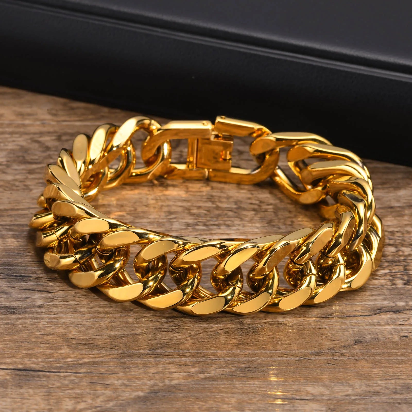 PREMIUM CUBAN LINK BRACELET